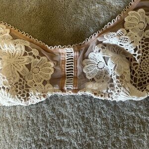 Lace Floral Intimate Bra - Beige and White